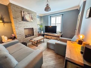 Photo 7- click for photo gallery